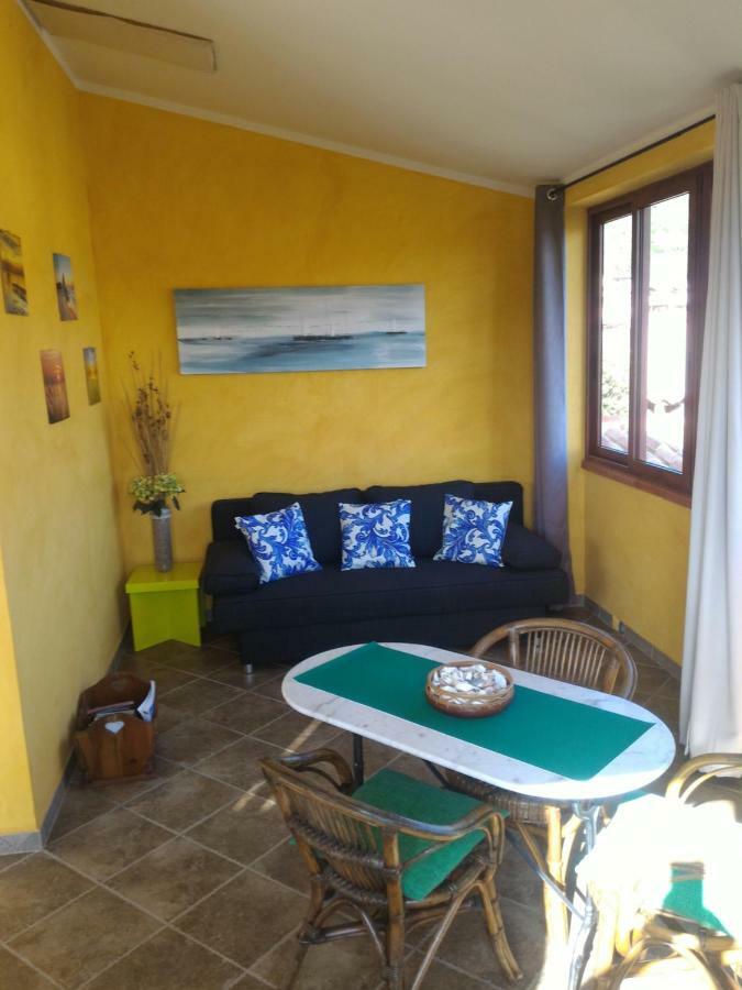 Casa Di Rosa Leilighet Chia Eksteriør bilde