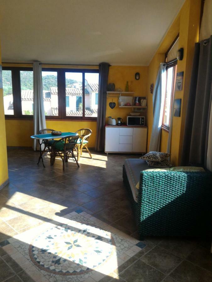 Casa Di Rosa Leilighet Chia Eksteriør bilde